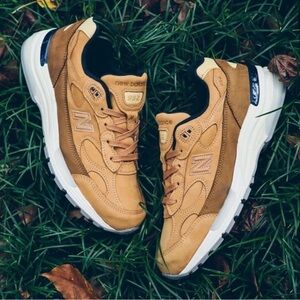NEW BALLANCE 922 RETRO RUNNING DAD SHOES LIFESTYLE SNEAKERS WHEAT TAN BNIB